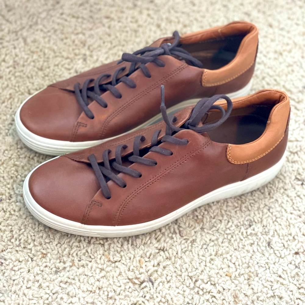 Ecco Brown/Tan Leather sneakers. US 9/ UK 9.5